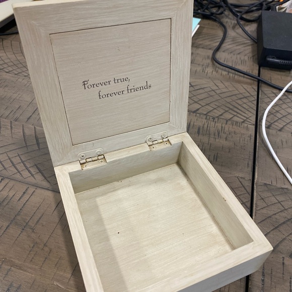 Willow tree jewelry box - Picture 3 of 5